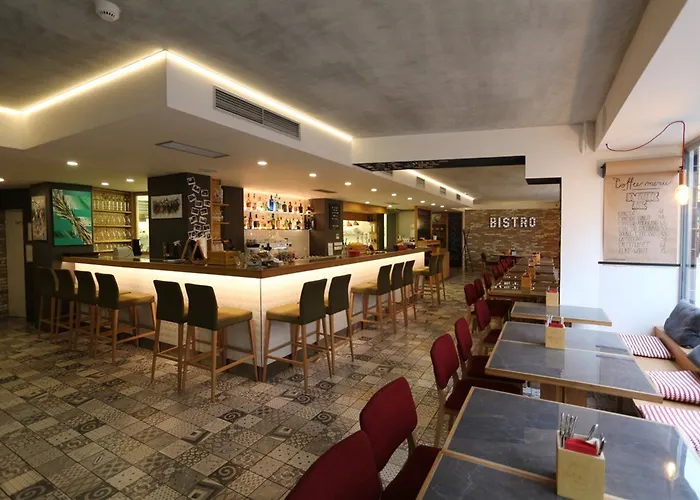 Belvedere Hotel 4*