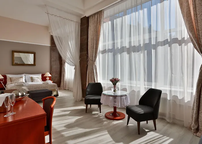 Belvedere Szálloda 4*